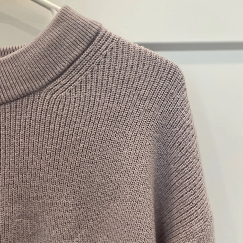 lululemon athletica merino wool-blend ribbed Lavender Sweater - Picture 3 of 6